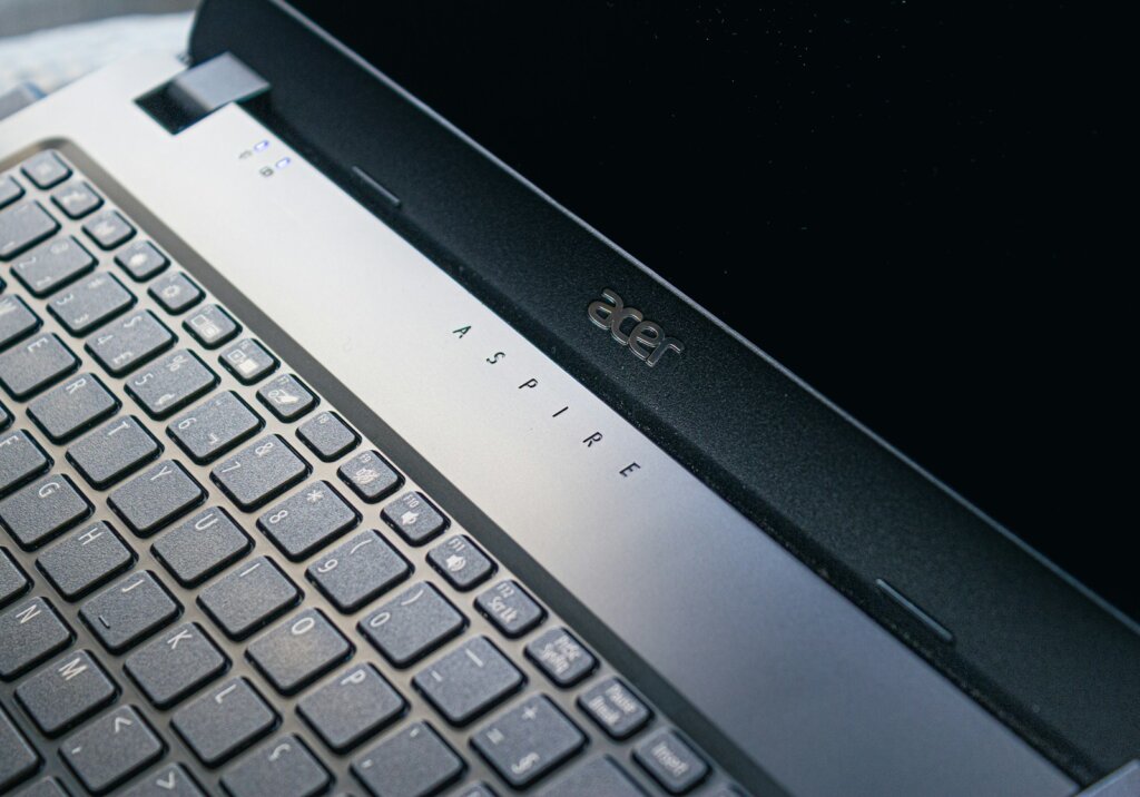 Acer Aspire 5